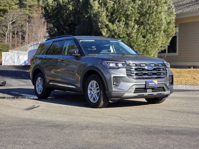 Used 2025 Ford Explorer Active