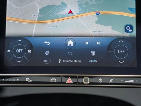 Certified 2025 Mercedes-Benz GLC 300 4MATIC image 24