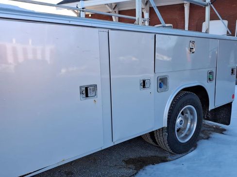 Used 2016 Ford F350 XL w/ Power Equipment Group image 12