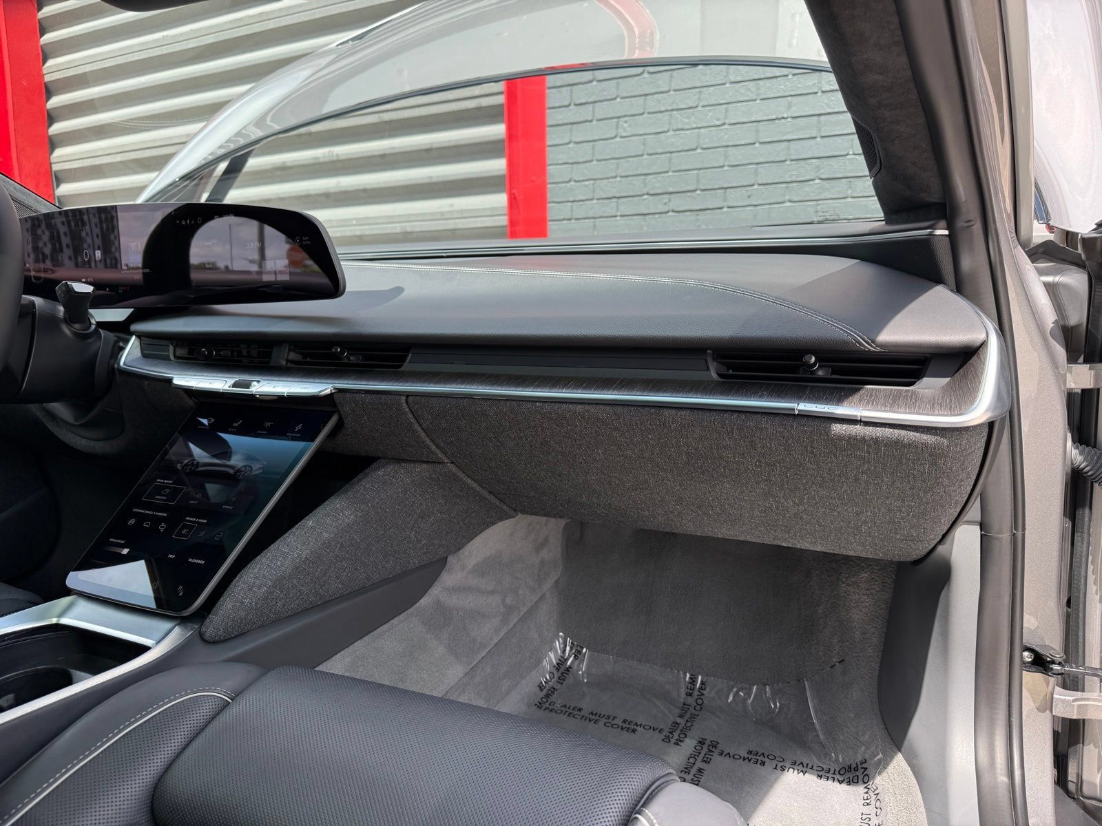 Used 2023 Lucid Air Touring AWD/4WD image 21