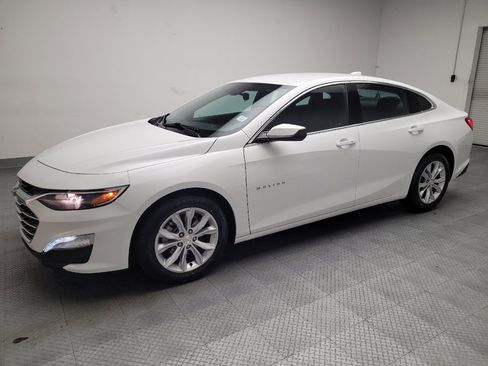 Used 2024 Chevrolet Malibu LT image 2