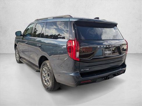 New 2025 Ford Expedition Active RWD image 8