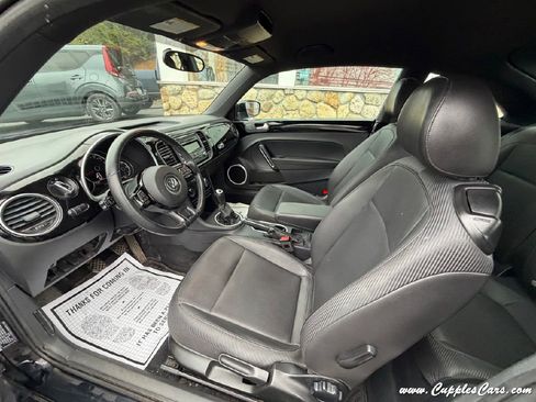 Used 2014 Volkswagen Beetle 2.5 FWD image 23