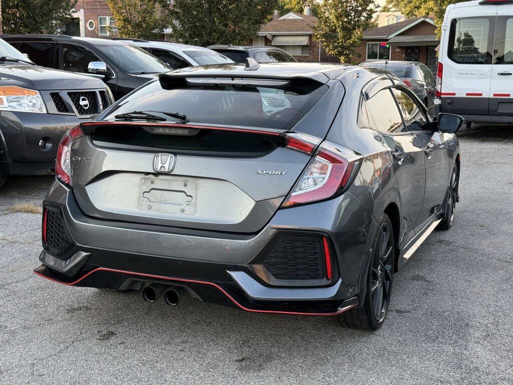 Used 2019 Honda Civic Sport image 4