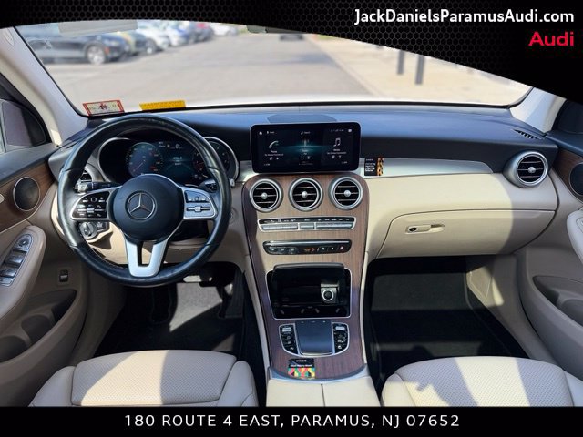 Used 2021 Mercedes-Benz GLC 300 4MATIC image 13