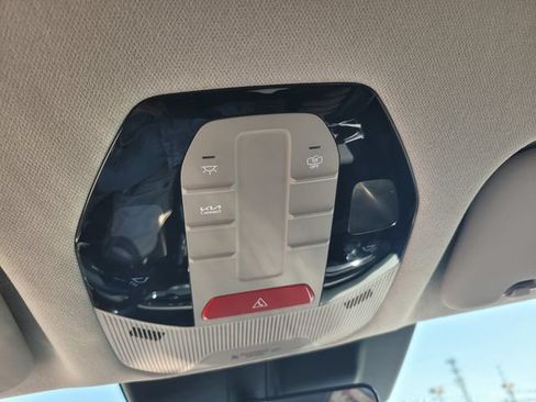 Used 2025 Kia K4 EX FWD image 21
