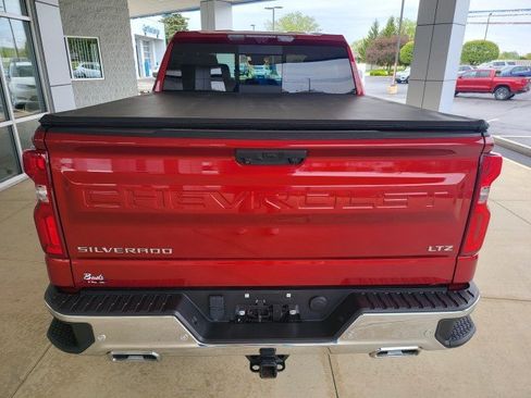 Used 2023 Chevrolet Silverado 1500 LTZ w/ Technology Package AWD/4WD image 18
