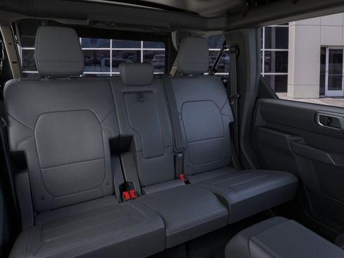 New 2026 Ford Bronco Outer Banks AWD/4WD image 11