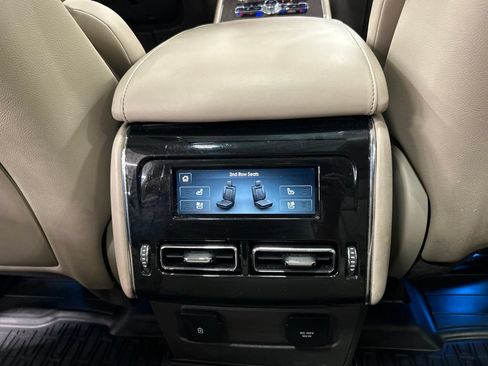 Used 2020 Lincoln Aviator Reserve w/ Equipment Group 202A AWD/4WD image 23