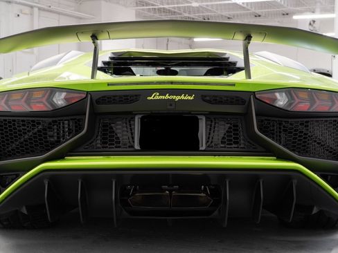 Used 2016 Lamborghini Aventador LP 750-4 Superveloce AWD/4WD image 4