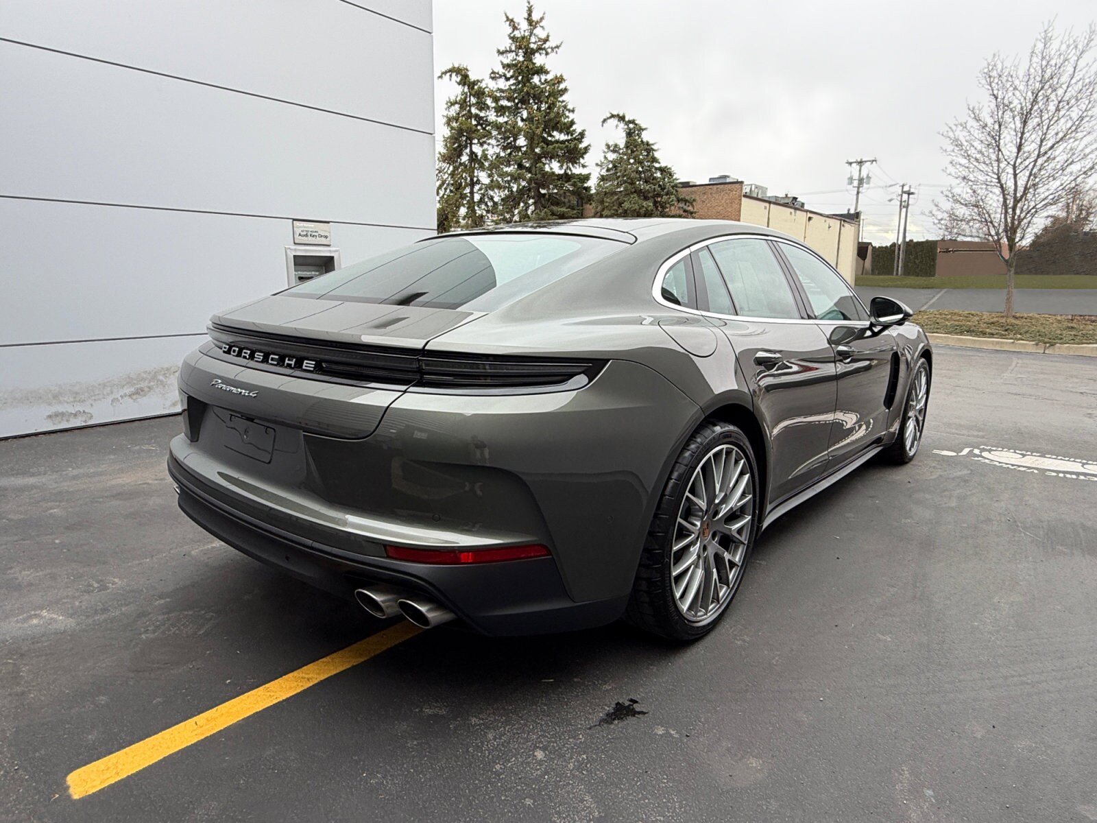New 2026 Porsche Panamera 4 AWD/4WD image 7
