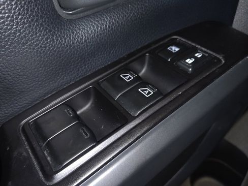 Used 2019 Nissan Titan S w/ S Utility Package AWD/4WD image 27