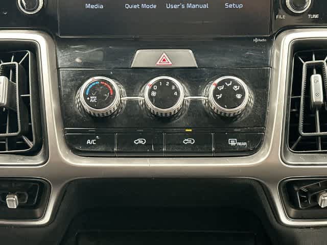 Used 2022 Kia Sorento LX FWD image 13