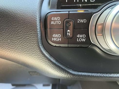 Used 2023 RAM 1500 Laramie AWD/4WD image 34