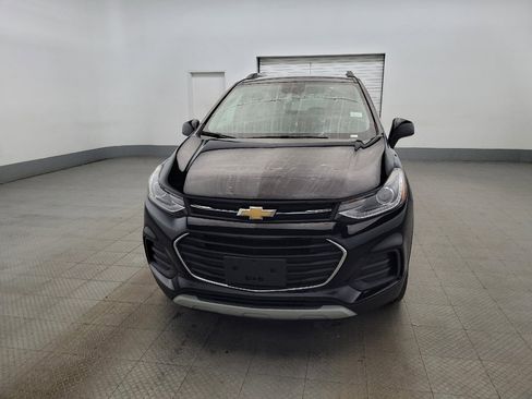 Used 2021 Chevrolet Trax LT w/ LT Convenience Package image 15