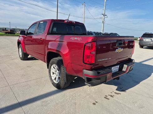 Used 2017 Chevrolet Colorado LT w/ LT Convenience Package AWD/4WD image 8