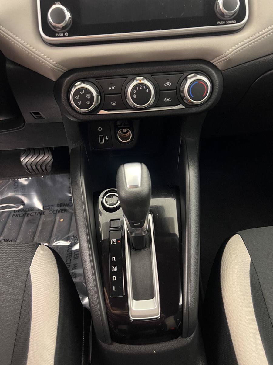 Used 2020 Nissan Versa SV FWD image 20