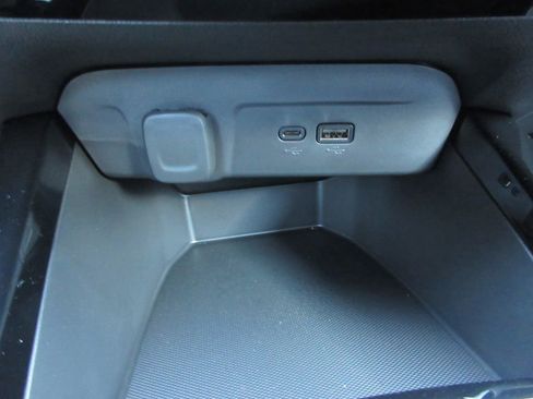 New 2026 Chevrolet Trax LT w/ LPO, Blackout Package image 29