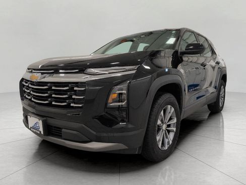 Used 2025 Chevrolet Equinox LT AWD/4WD image 13