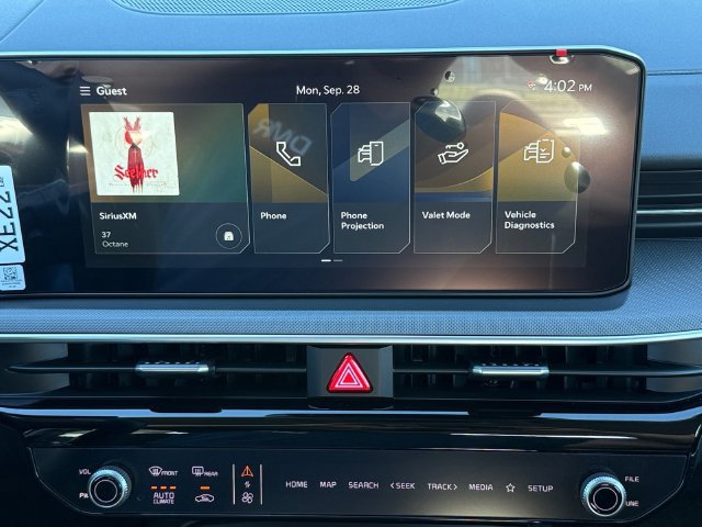 New 2027 Kia K5 LXS FWD image 18