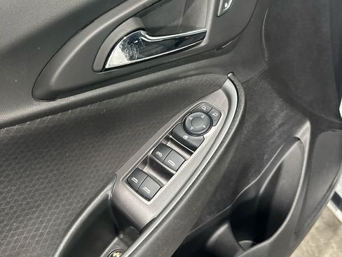 Used 2024 Chevrolet Malibu LT FWD image 14