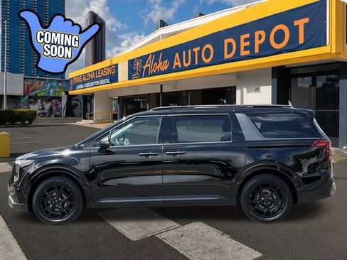 Used 2026 Kia Carnival SX w/ SX Dark Edition Package FWD image 2