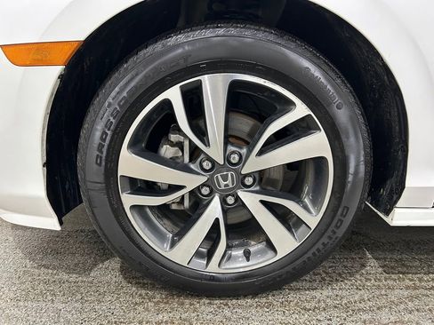 Used 2023 Honda Odyssey Touring image 12