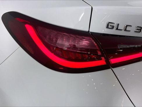 Certified 2025 Mercedes-Benz GLC 300 4MATIC image 25