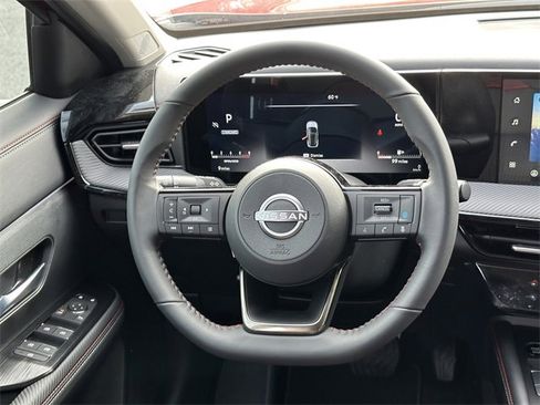 New 2026 Nissan Kicks SR image 18