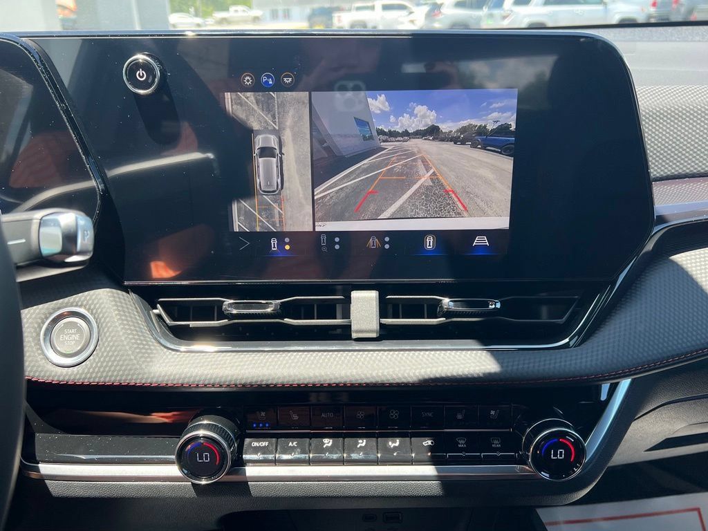 New 2026 Chevrolet Equinox RS w/ Convenience Package III FWD image 13