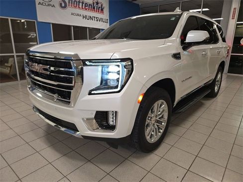 Used 2021 GMC Yukon SLT w/ SLT Luxury Plus Package image 4