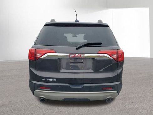 Used 2019 GMC Acadia SLT w/ LPO, Floor Liner Package image 16