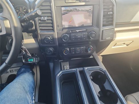 Used 2018 Ford F150 XLT w/ Equipment Group 302A Luxury image 35