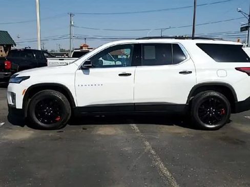 Certified 2023 Chevrolet Traverse LT FWD image 5