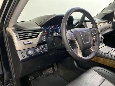 Used 2017 GMC Yukon Denali w/ Open Road Package image 2