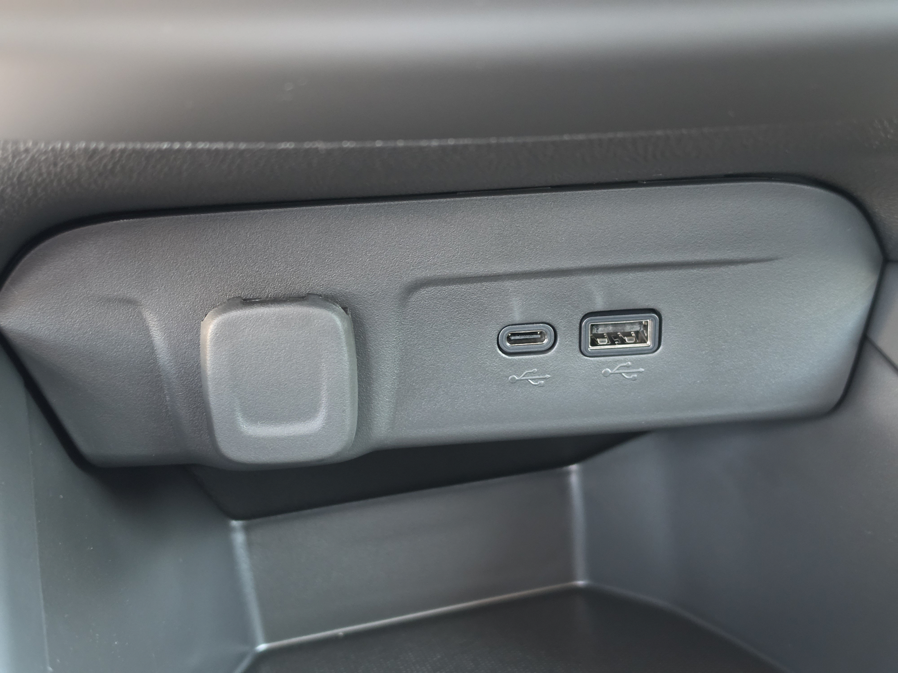 New 2026 Chevrolet Trax LS w/ LS Convenience Package FWD image 26