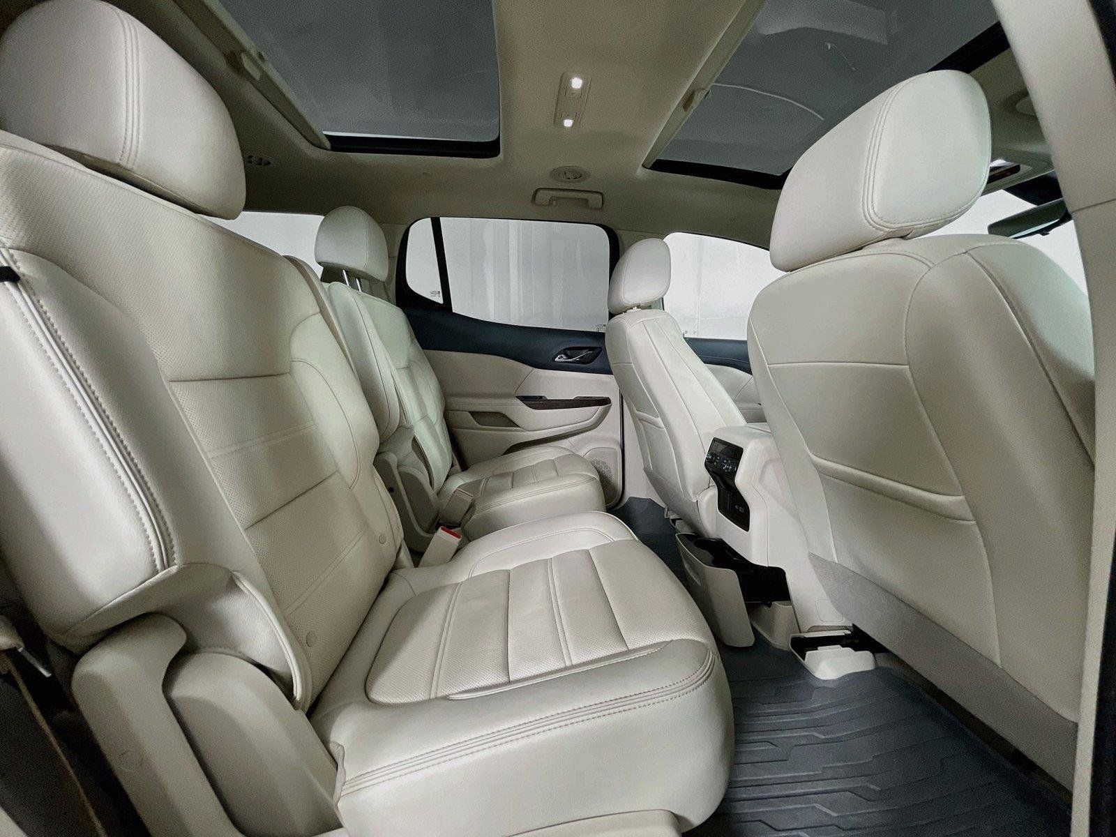 Used 2021 GMC Acadia Denali w/ Denali Technology Package FWD image 33