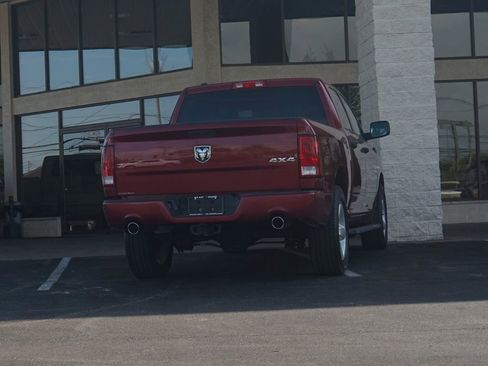 Used 2015 RAM 1500 Express AWD/4WD image 2