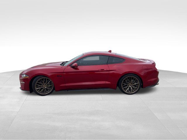Used 2021 Ford Mustang GT Premium RWD image 3