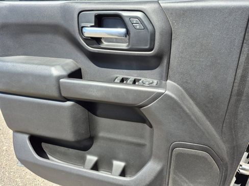 Used 2020 GMC Sierra 1500 4x4 Crew Cab w/ Sierra Value Package image 14