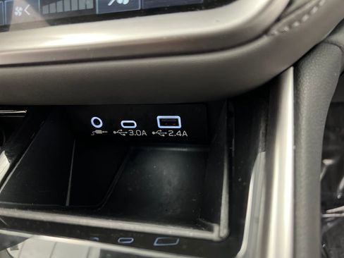 Used 2025 Subaru Outback Onyx Edition image 49