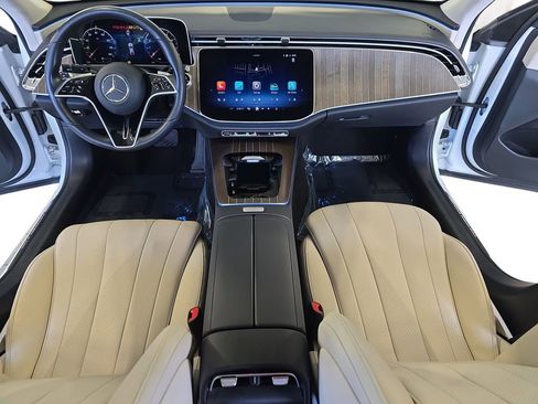 Certified 2025 Mercedes-Benz E 350 Sedan w/ Winter Package image 10