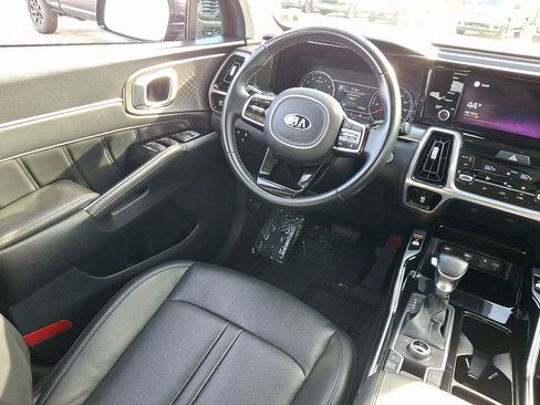 Used 2021 Kia Sorento SX image 15