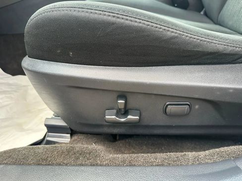 Used 2013 Subaru Outback 2.5i Premium w/ All-Weather Pkg image 18