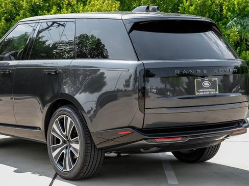 New 2026 Land Rover Range Rover SE AWD/4WD image 14