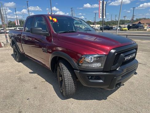 Used 2019 RAM 1500 Classic Warlock image 4