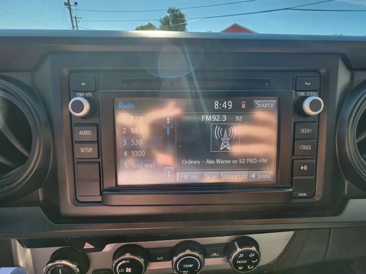 Used 2017 Toyota Tacoma SR w/ Tow Package AWD/4WD image 17
