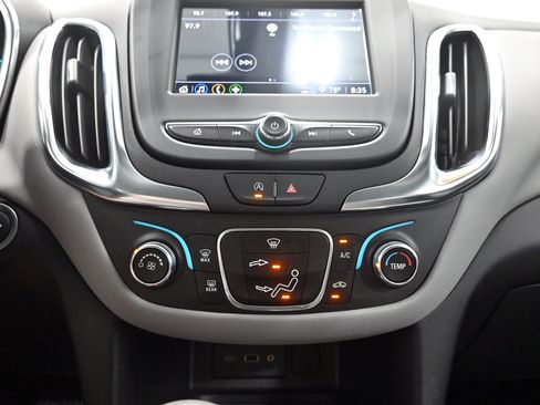 Used 2024 Chevrolet Equinox LS w/ LS Convenience Package FWD image 16