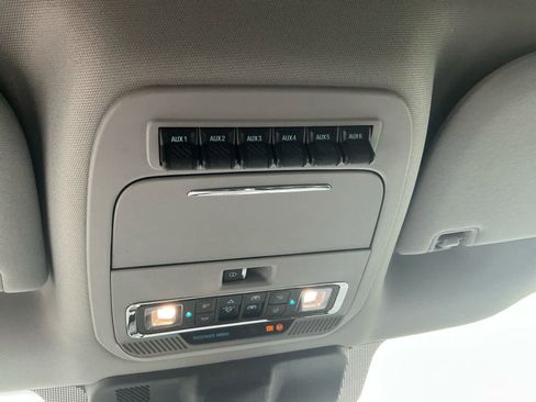 Used 2025 Ford F350 Lariat w/ Lariat Ultimate Package image 17