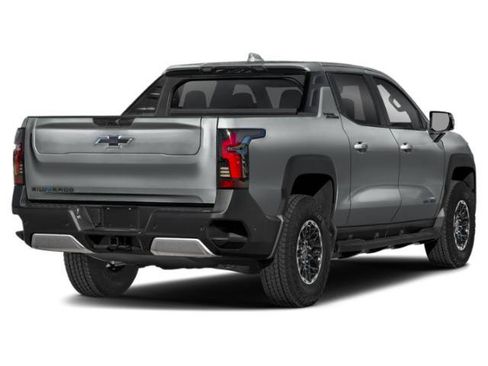 Used 2026 Chevrolet Silverado EV Trail Boss AWD/4WD image 2